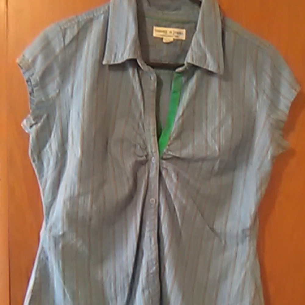 NWOT Tommy Hilfiger top